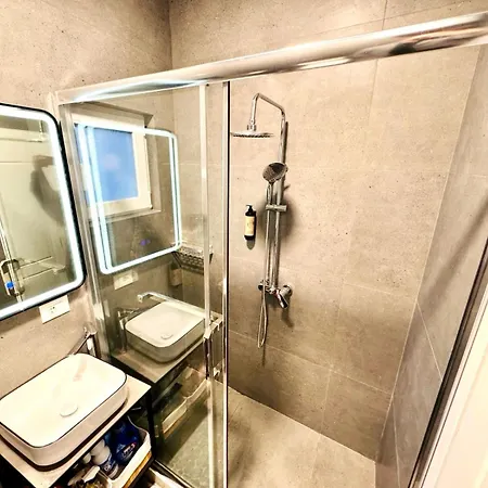 Ora Duplex * Shkoder