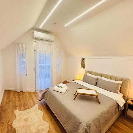 Ora Duplex Apartment *